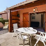 Pavillon Climatisé 2 Pièces Mezzanine, Terrasse, Animaux Admis, 5 Personnes à - Fr-1-409-9 Villa